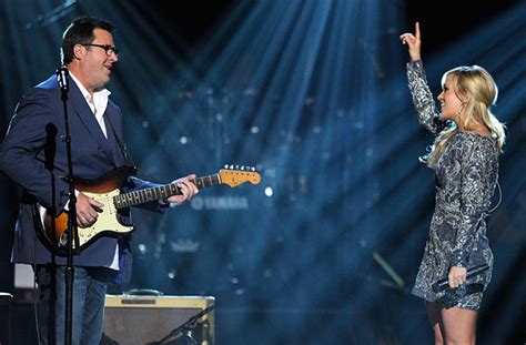 Carrie Underwood and Vince Gill How Great Thou Art: A Harmonious Blend of Tradition and Modernity